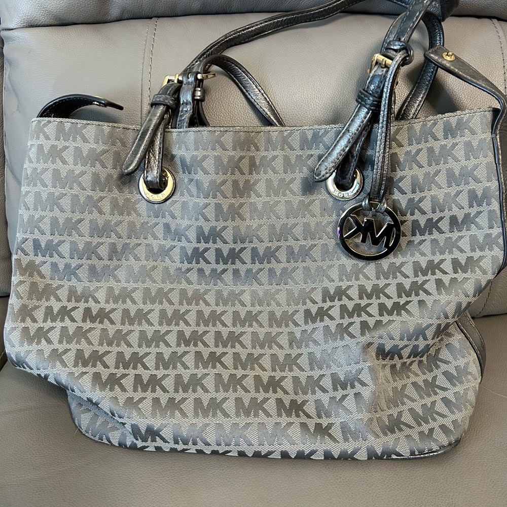 Michael kors monogram tote bag!